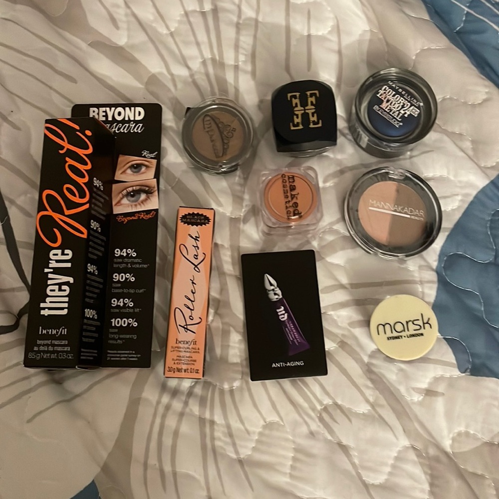 Sealed Makeup. 8 items